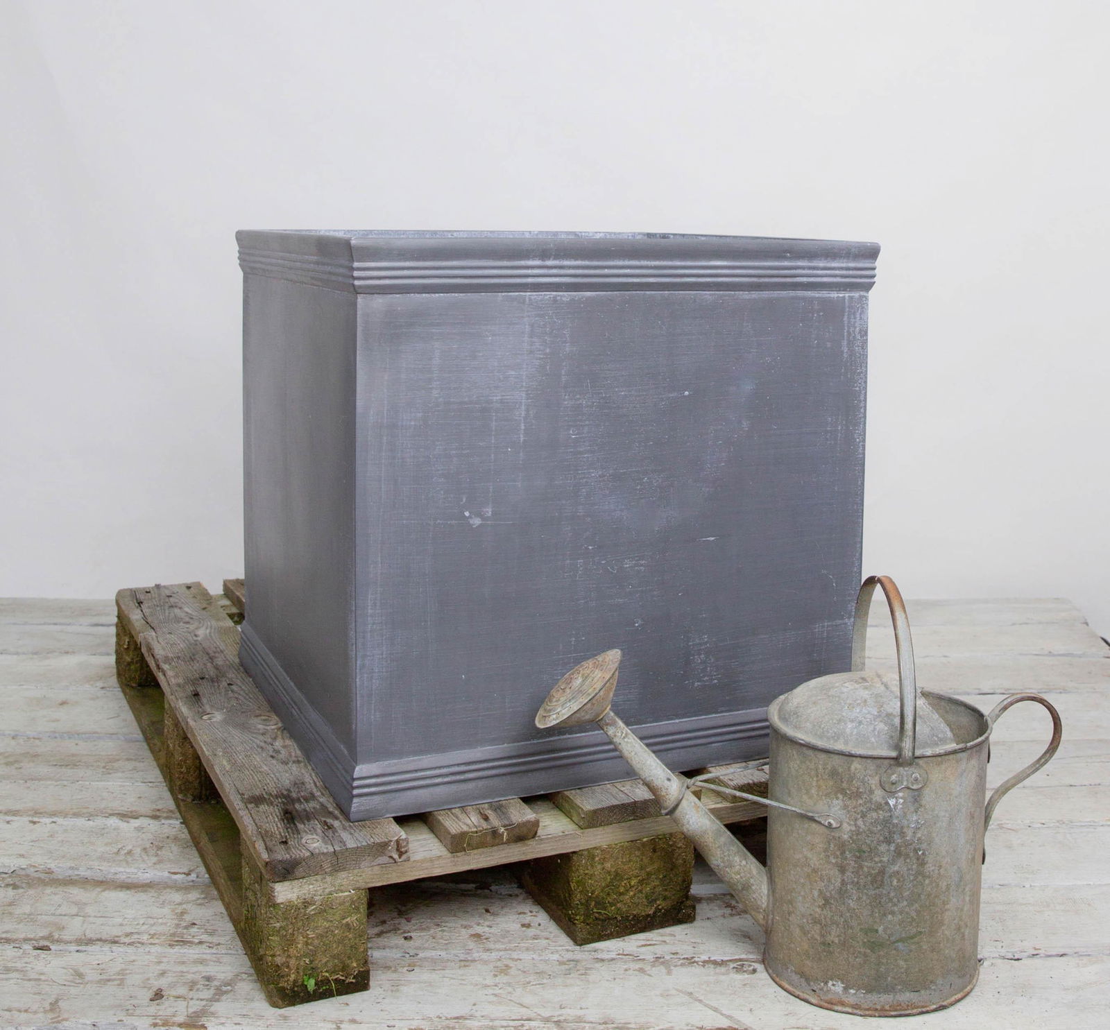 Pair Large Scale English Lead Terrace Planters (1 of 2)