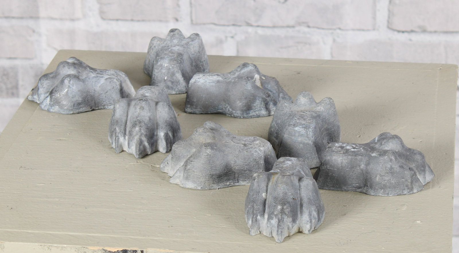 English Lead Lion Feet, Planter Feet (1 of 5)