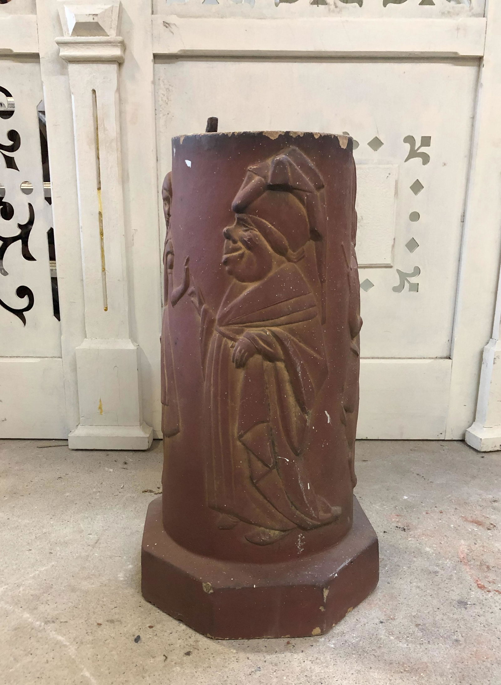 Alice in Wonderland Theme Garden Pedestal (1 of 7)