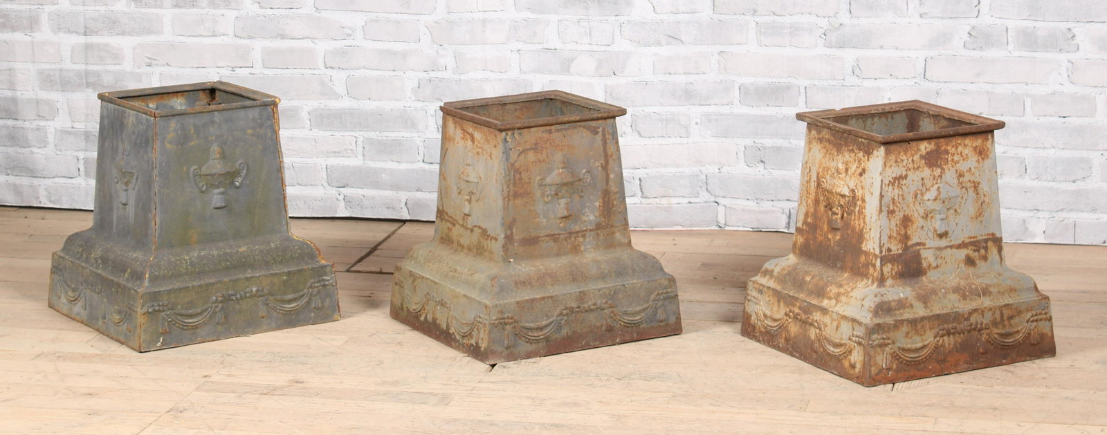 3 Cast Iron Pedestal Bases: 3 Cast Iron Pedestal Bases. Measured: H 18" x W 17" x D 17"