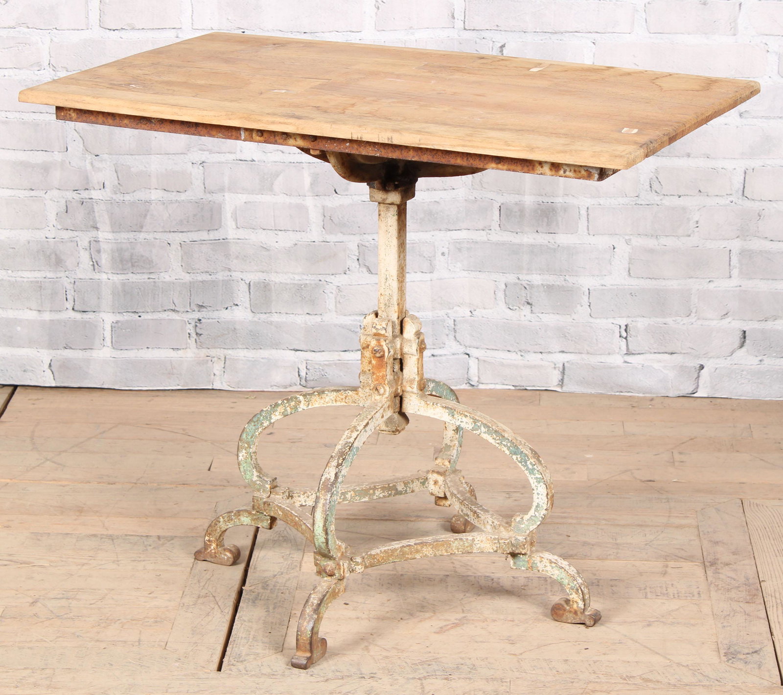 French Iron Garden Table (1 of 6)