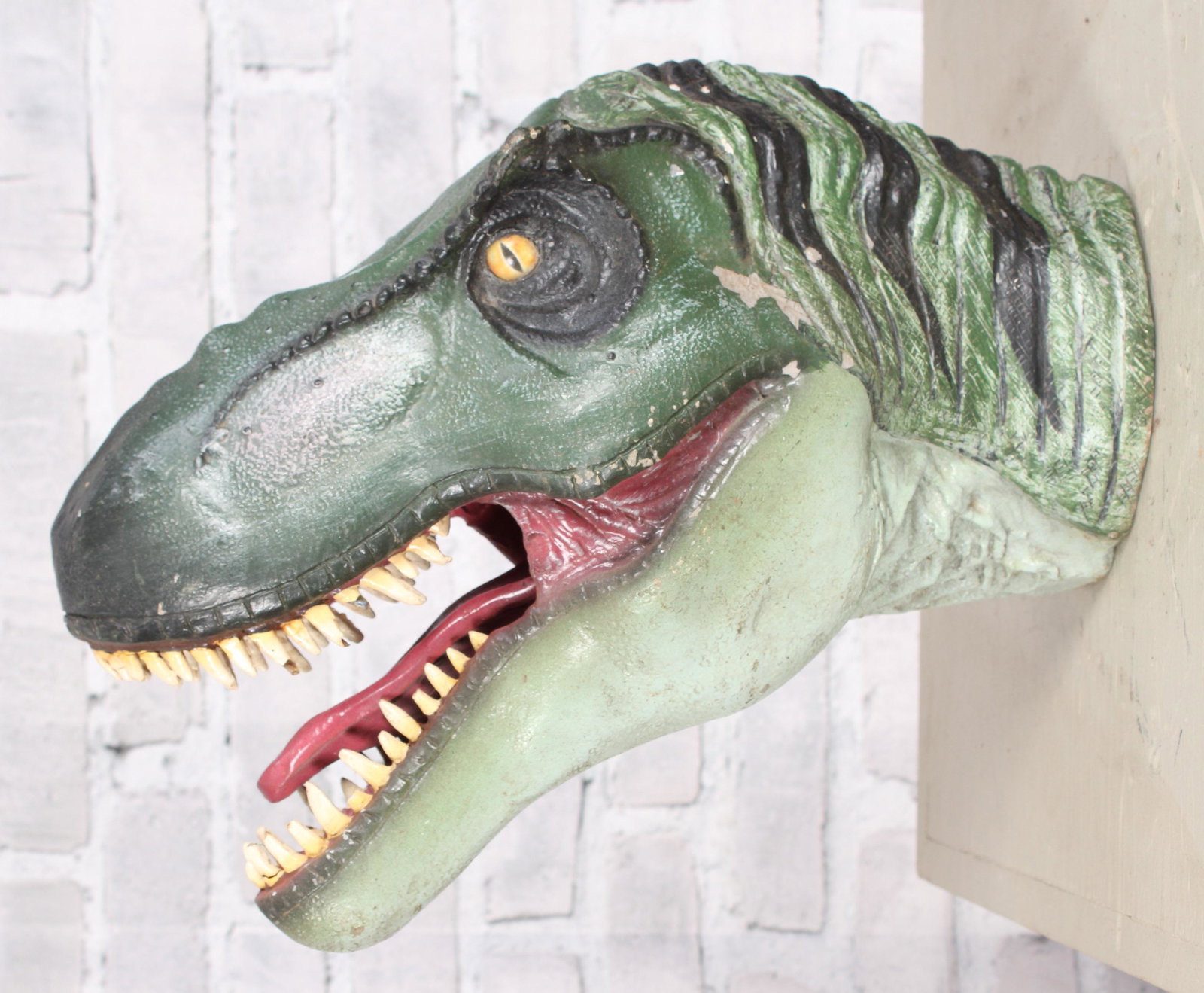 Dinosaur Shoulder Mount, Kid's Bedroom Decor: Dinosaur Shoulder Mount, Kid's Bedroom Decor. Measured: H 15" x W 8" x D 12"