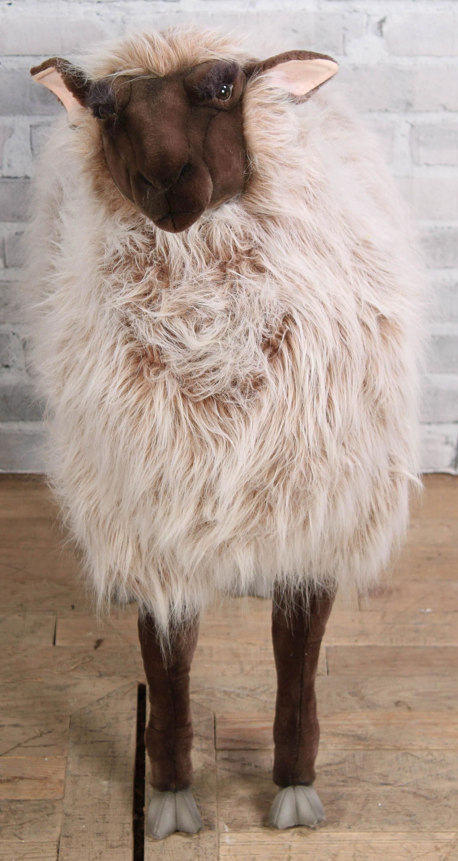 Life Sized Figural Sheep, Hansa (1 of 18)