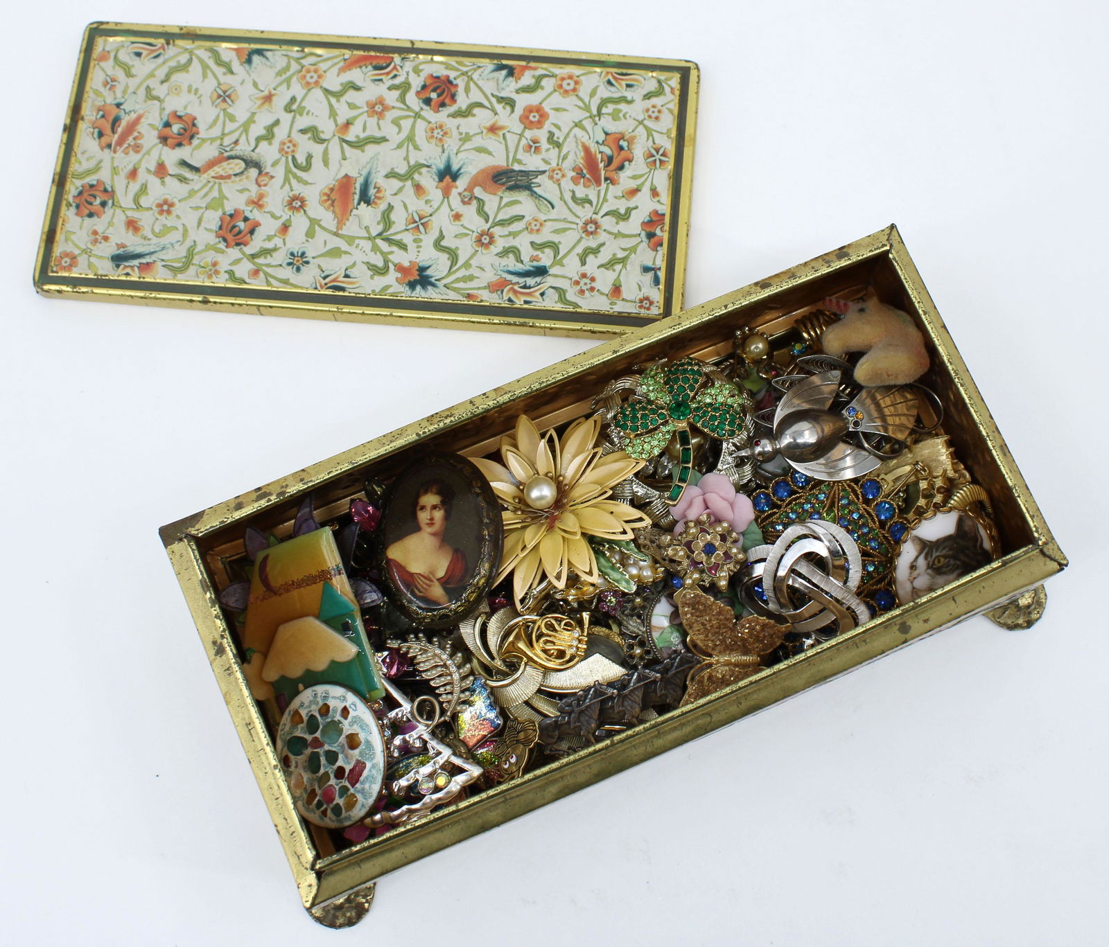 Vintage Costume Pin Lot in Tin (1 of 10)