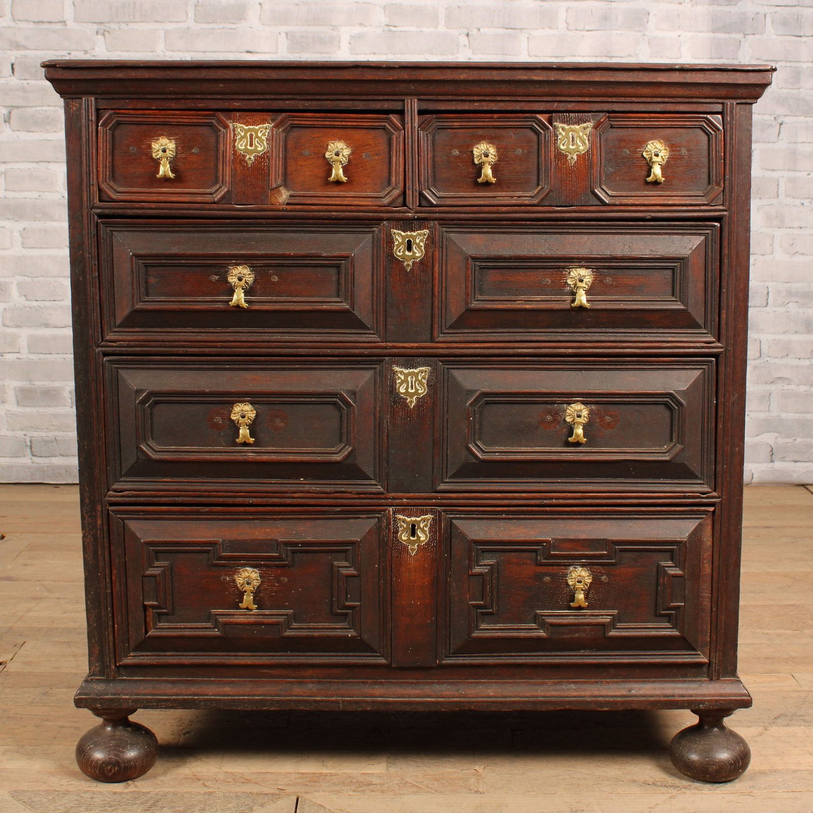 18th C. English James II Style Chest of Drawers: 18th C. English James II Style Chest of Drawers. Size: 39"T x 38"W x 22"D