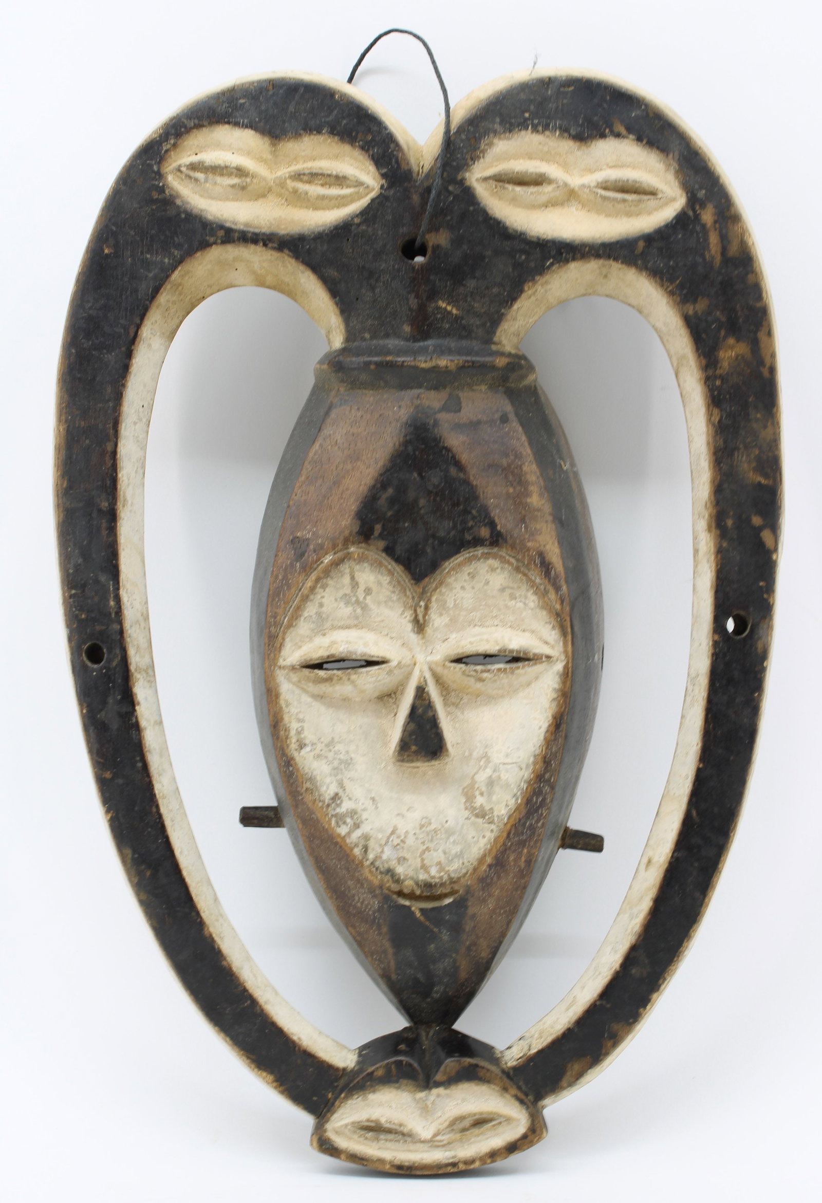 Fine Kwele People, Beete Ekuk Ram Mask, Gabon: Fine Kwele People, Beete Ekuk Ram Mask, Gabon. Size: 16.75"T x 10"W x 3.5"D