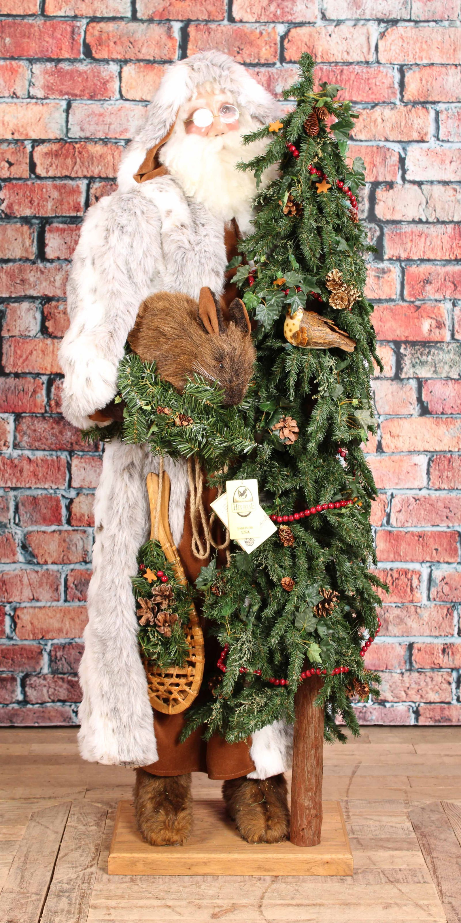 XL North Woods Forest Santa (1 of 9)