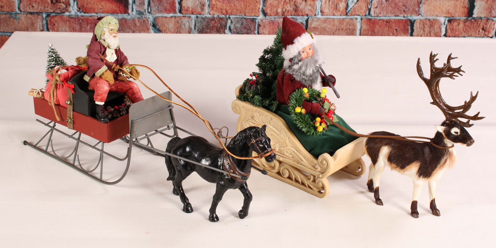 Santas Sleighing, Christmas Decorations (1 of 4)