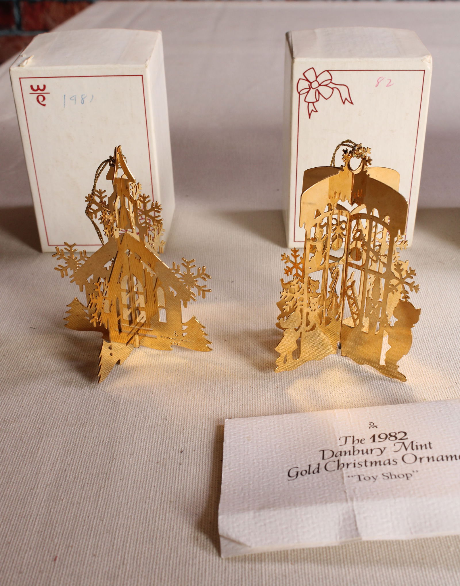 Danbury Mint Ornament Collection 1981-1989 (1 of 10)