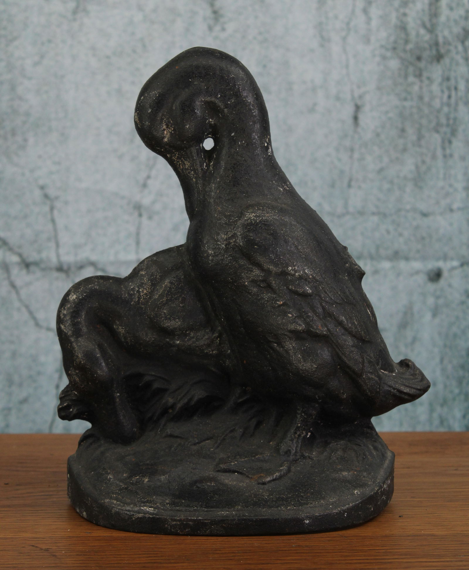 Marked John Wright-Two Ducks Doorstop, Cast Iron (1 of 6)