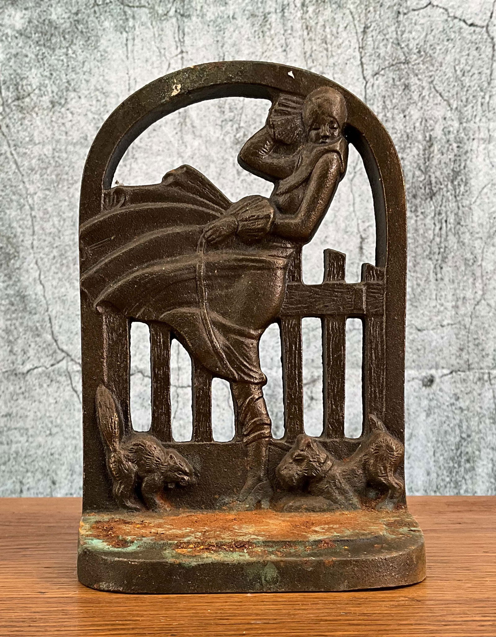 March Girl Cast Iron Doorstop (1 of 5)