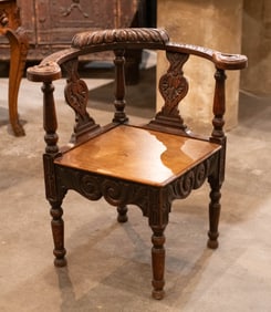 English Oak Corner Chair
