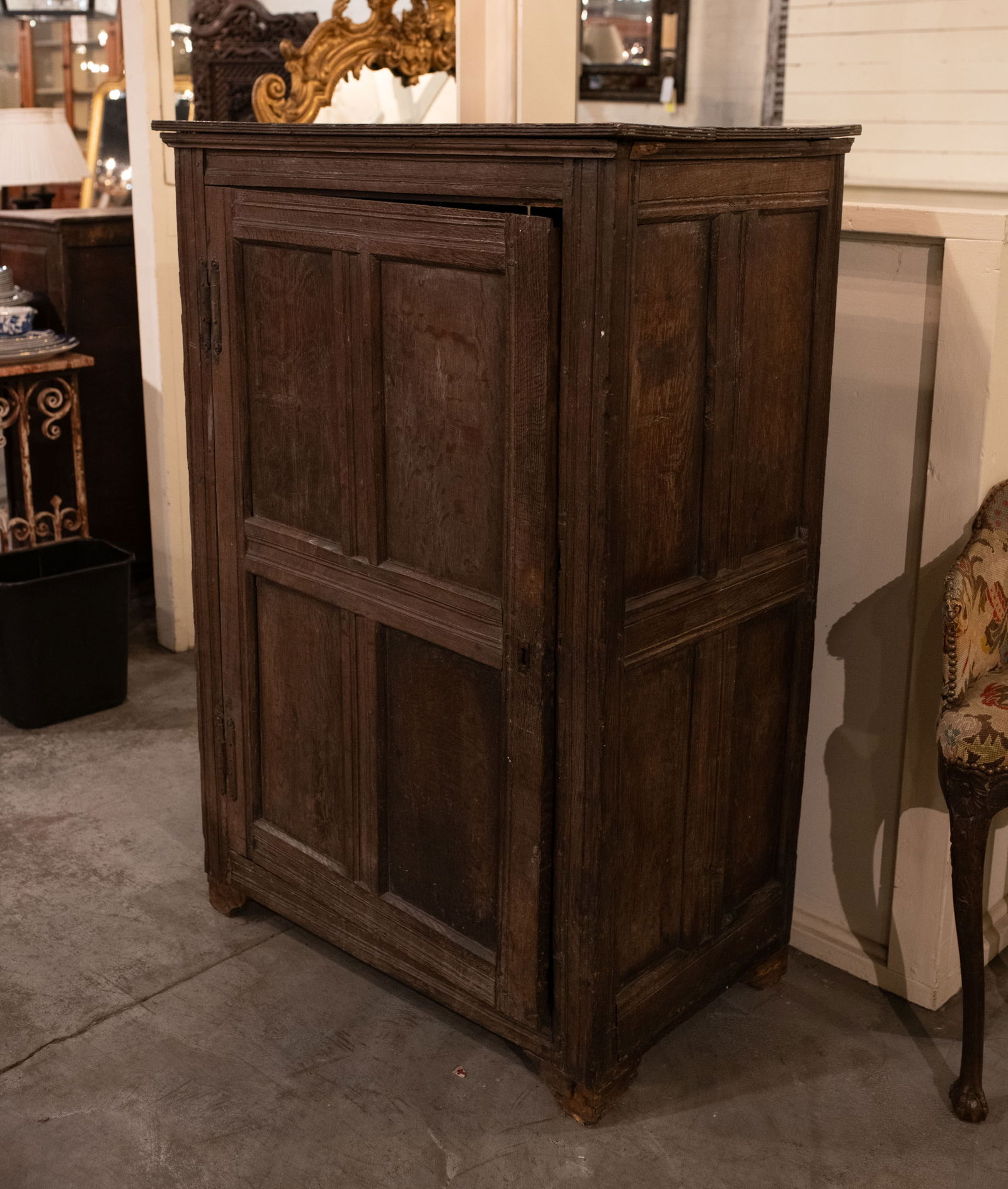 Antique Continental Oak Cupboard (1 of 6)