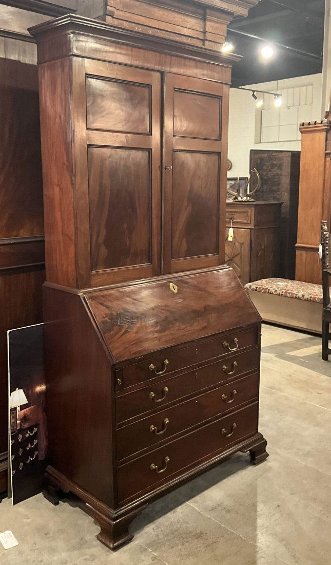 George II Mahogany Bureau Cabinet (1 of 13)