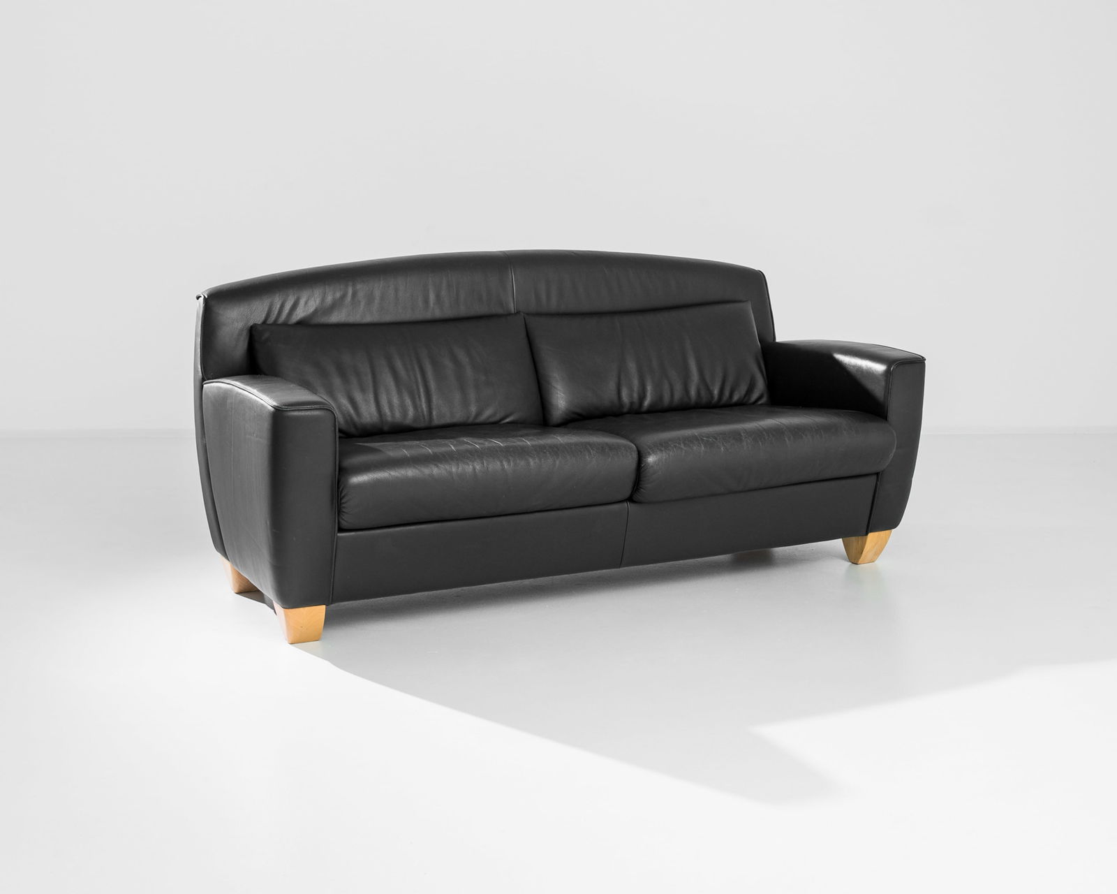 Modern European Leather Sofa (1 of 5)
