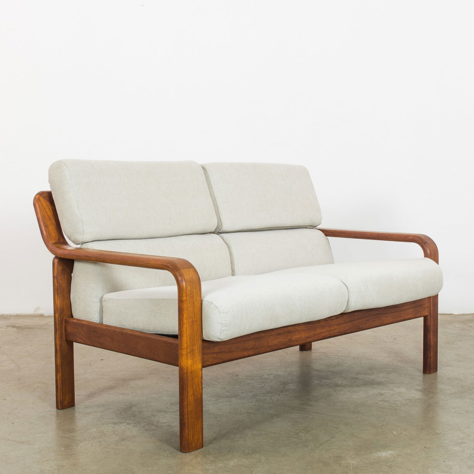 MCM Danish Modern Design Sofa (1 of 10)