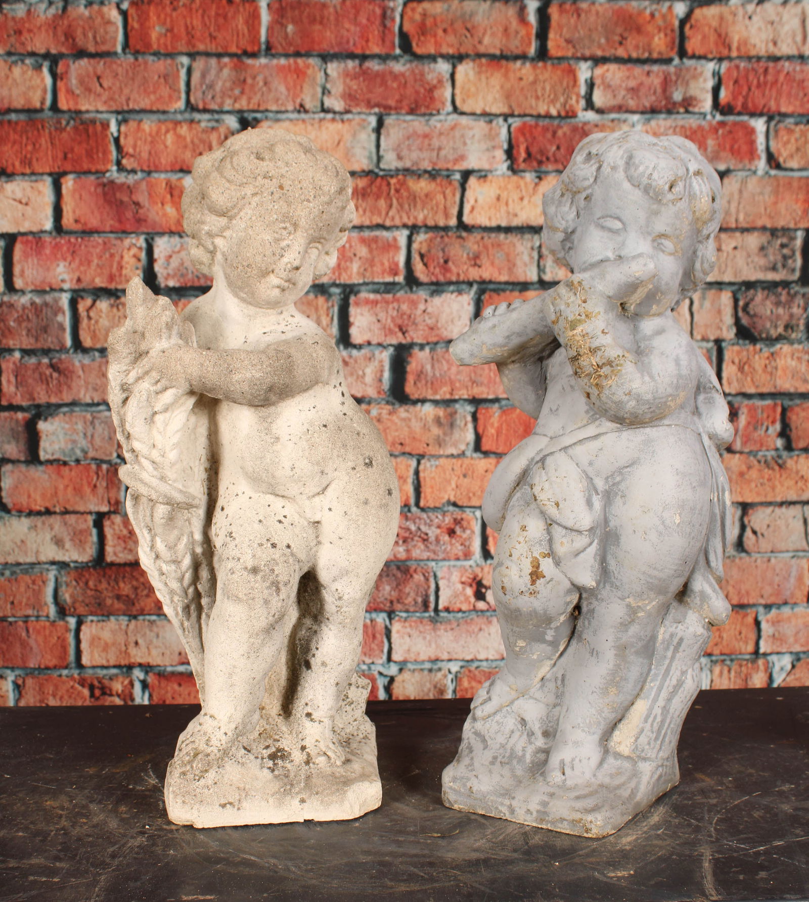 2 Vintage Cast Stone Garden Cherubs (1 of 7)