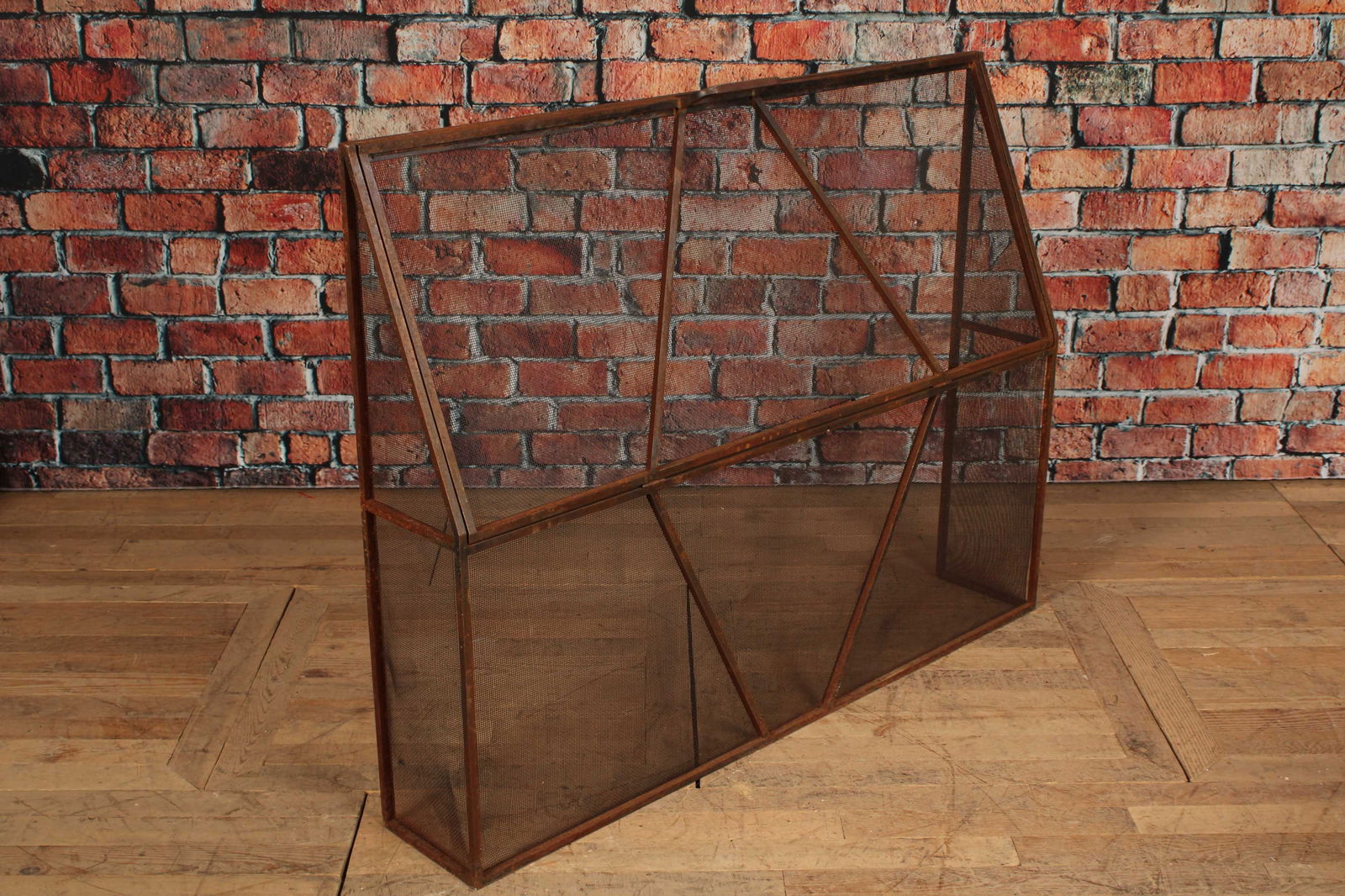 Fireplace Screen, Hopper Door (1 of 6)