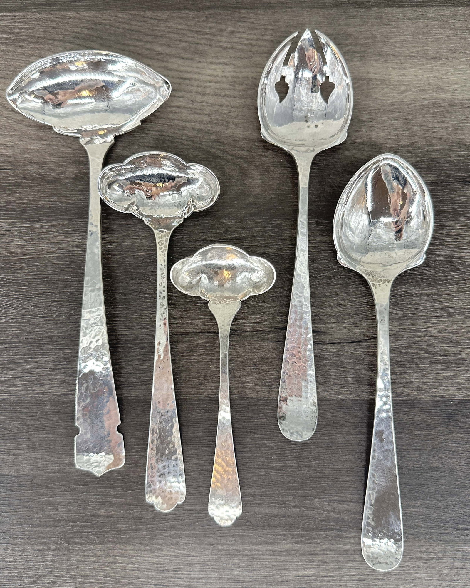 5 Pcs Hammered Service Ware From Kalo: Assortment of hammered sterling silver service pieces from Kalo, stamped on back. Size: 6-9"L