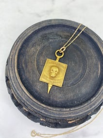 10K Anatomical Society Skull Pendent