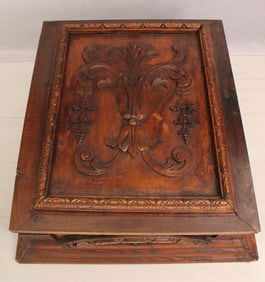 Intricately Carved Vampire Killing Kit