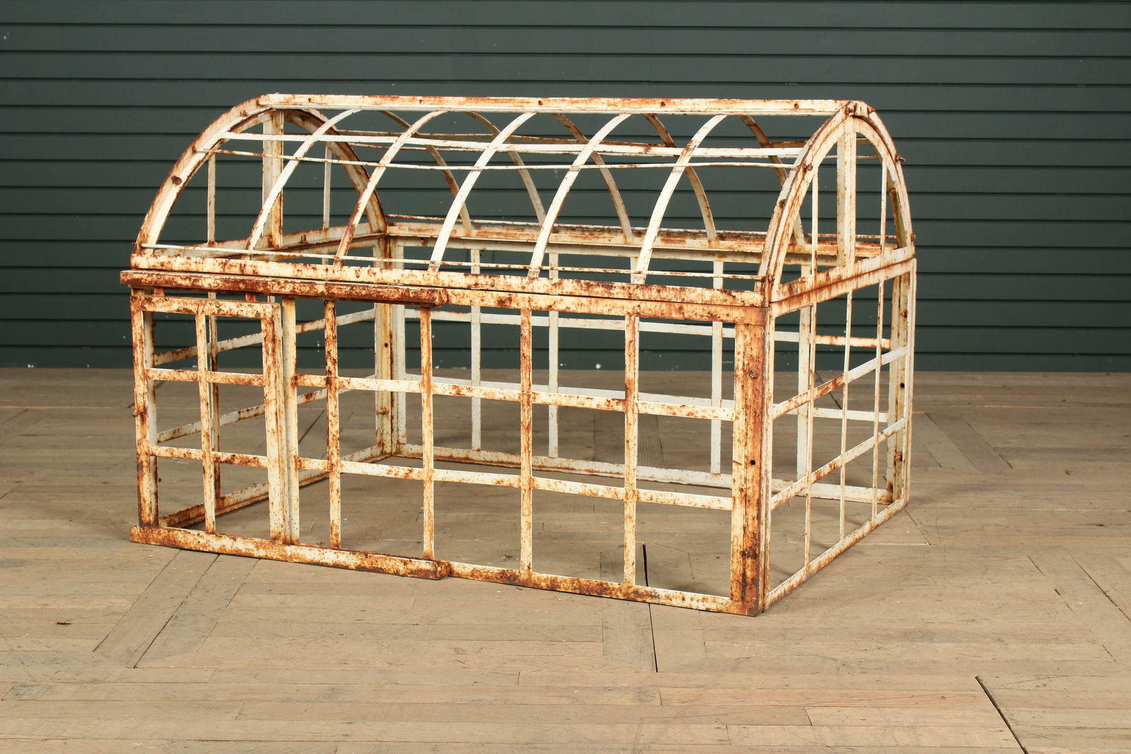Bench Top Nursery Greenhouse Frame (1 of 10)
