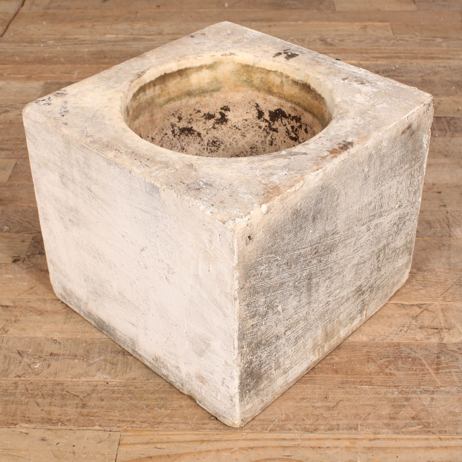 Modern Marble Basin (1 of 6)