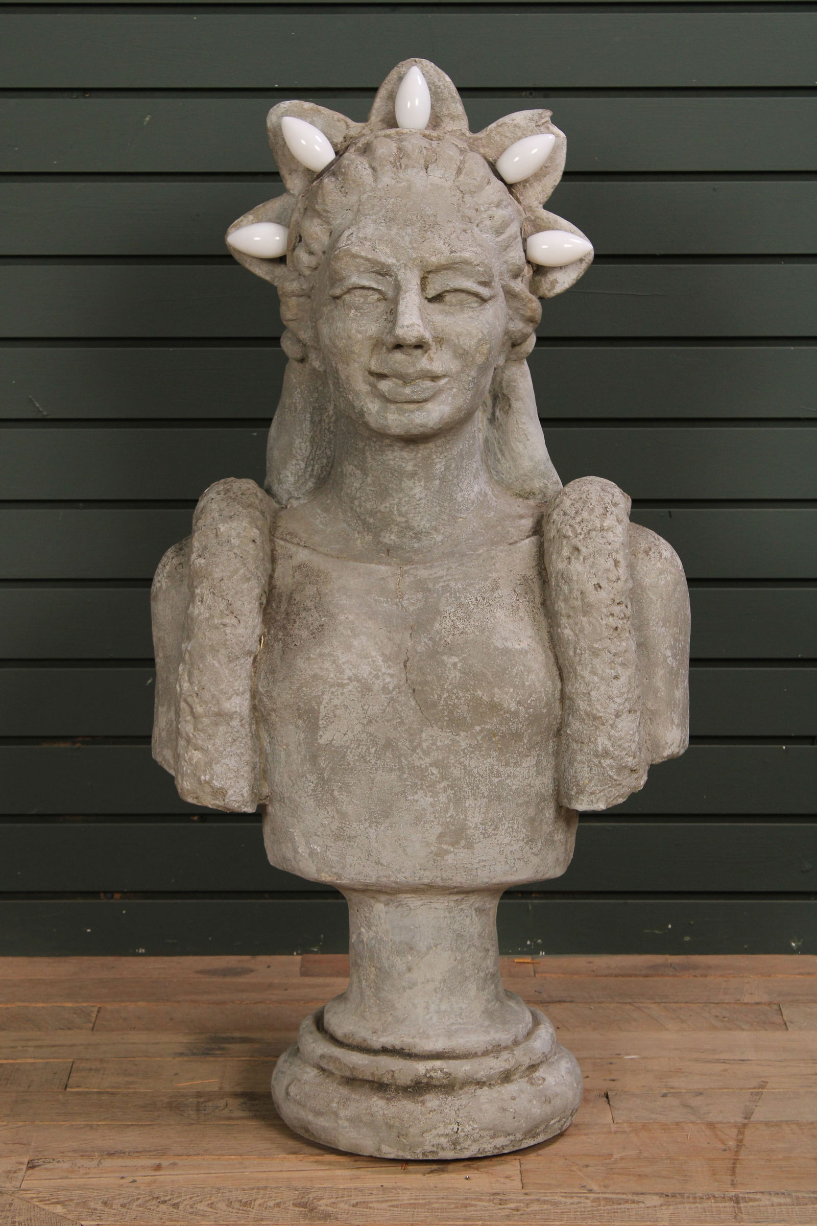 Walt Russell 1999 Liberty Sculpture (1 of 9)