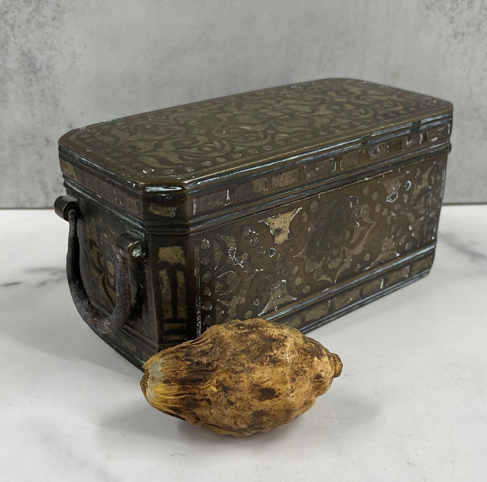 Betel Nut Box, Philippines, Offering Temple Box (1 of 9)