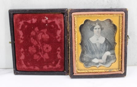 Daguerreotype of Young Woman