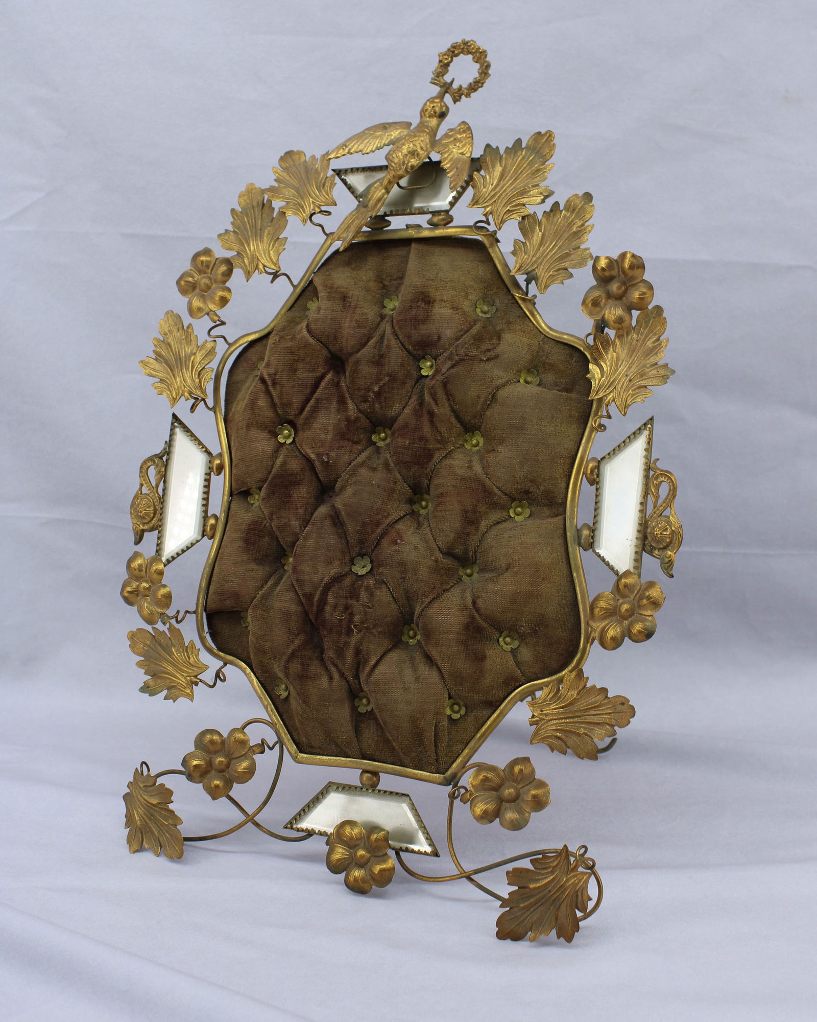 Antique French Wedding Display, Globe de Mariee: Stunning 19th century French Globe de Mariee. Well worn reddish brown velvet with floral pins holding the tufts, small mirrors with flora and swallow. While still all one piece it is fragile, so I wou