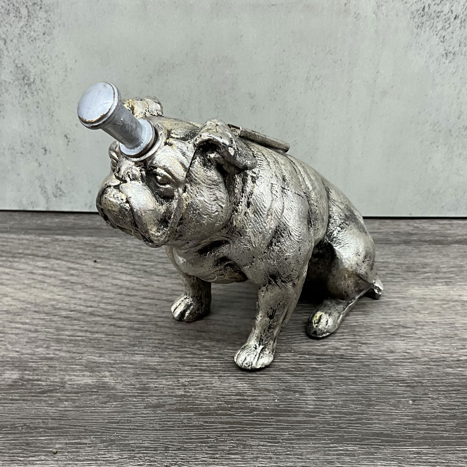 White Bronze Bulldog Form Table Lighter (1 of 9)