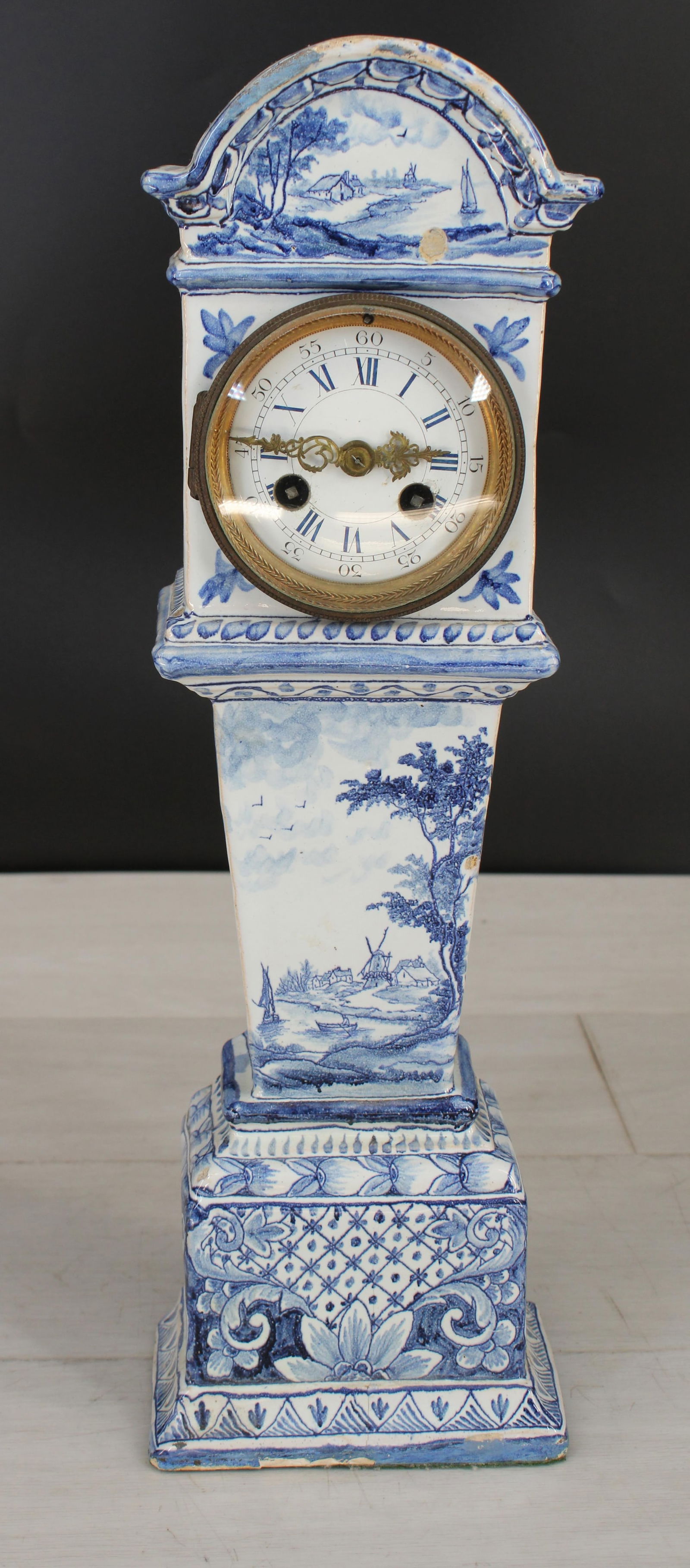 Blue & White Delft Style Shelf Clock (1 of 9)
