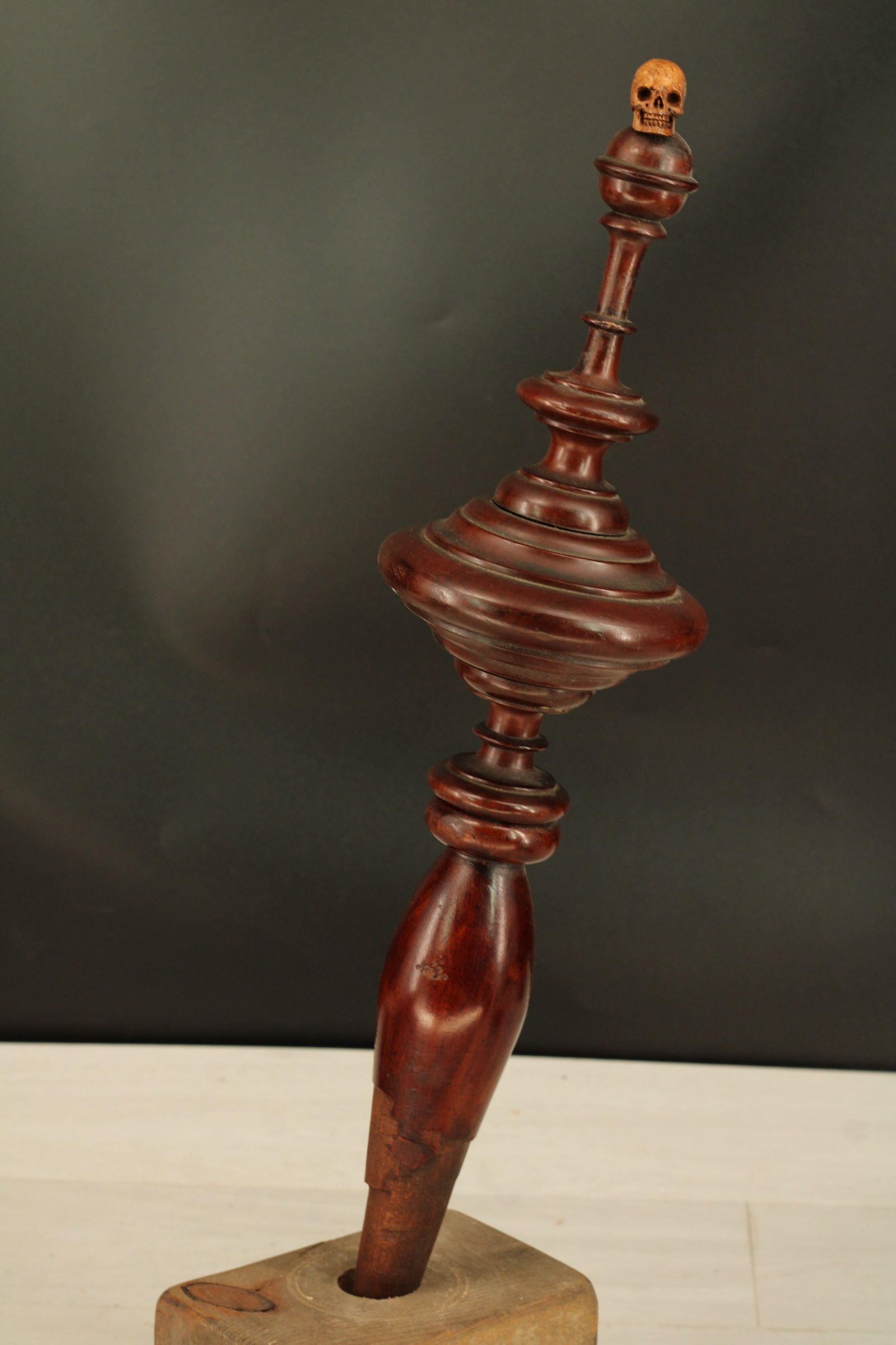 Skull Finial Vampire Stake (1 of 7)