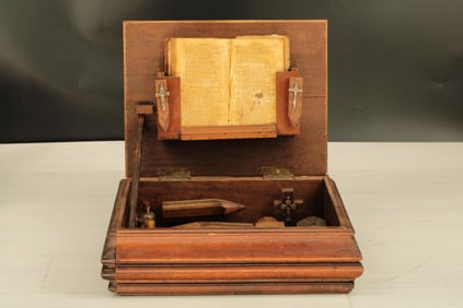 Faux Bible Vampire Hunting Kit