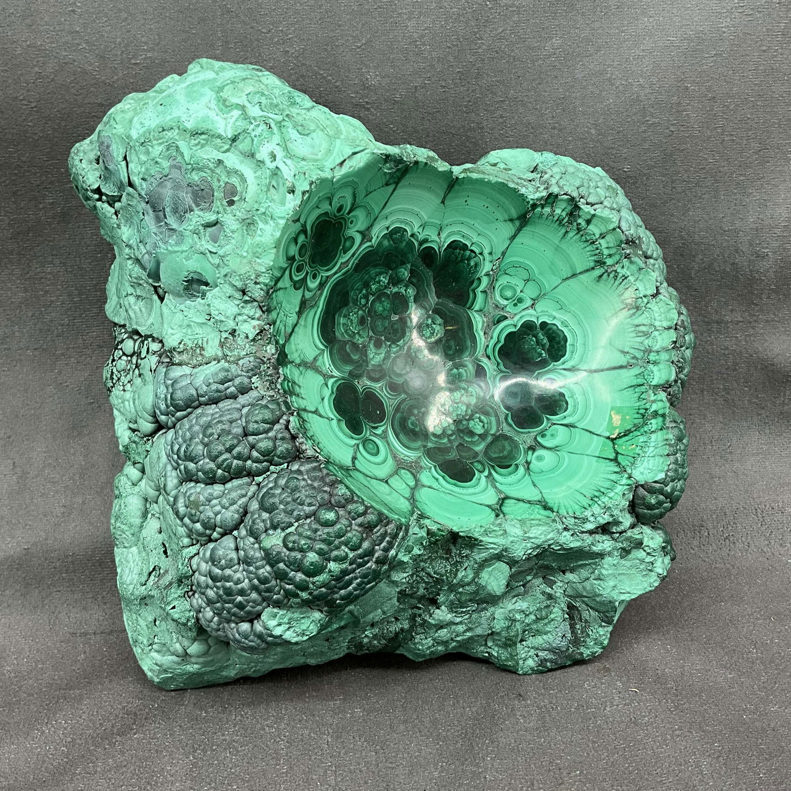 Malachite Bowl, Centerpiece (1 of 8)