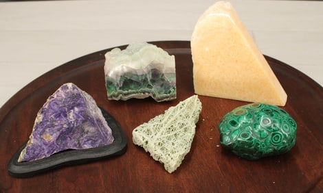 Malachite, Charoite, Fluorite, Tufra & Calcite