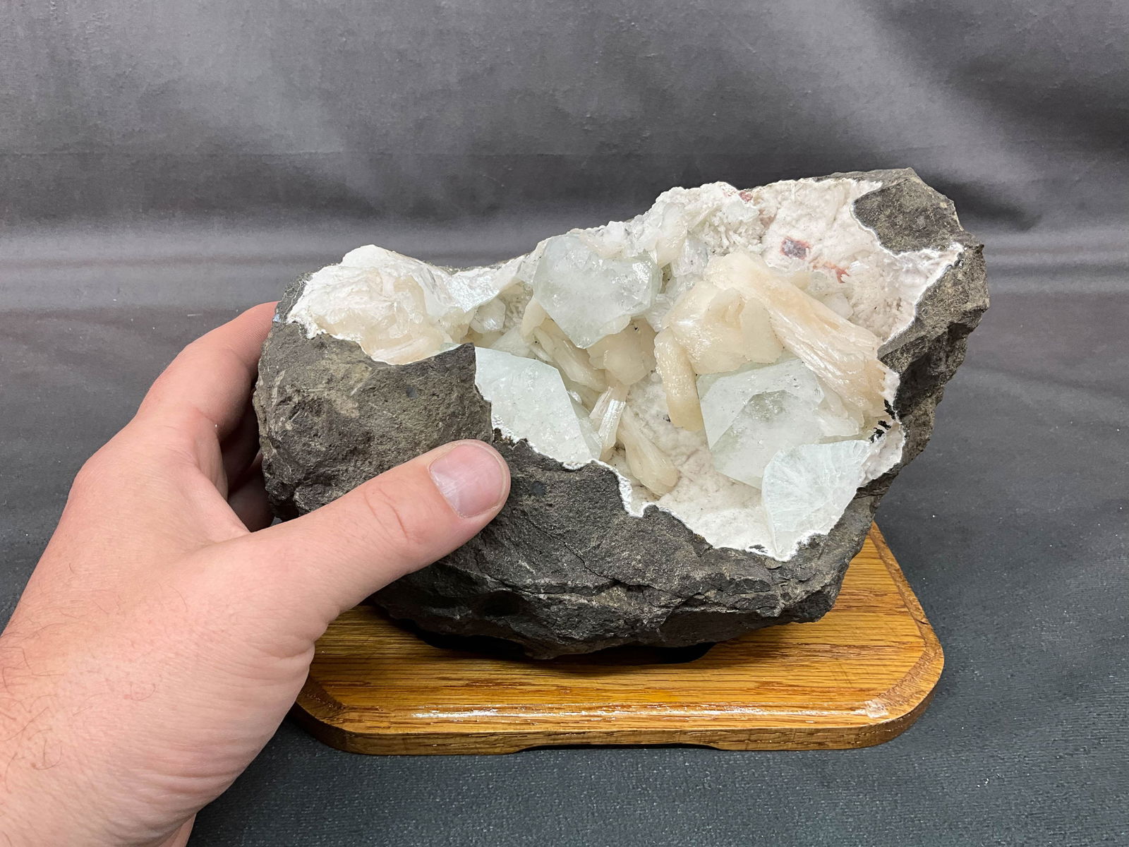 Apophyllite & Stillbite Geode (1 of 7)