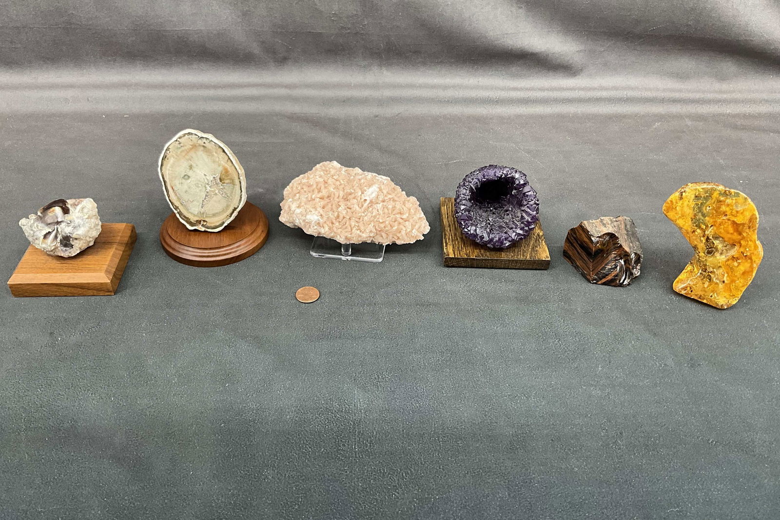 dolomite, Amethyst, Mahogany Onyx (1 of 9)