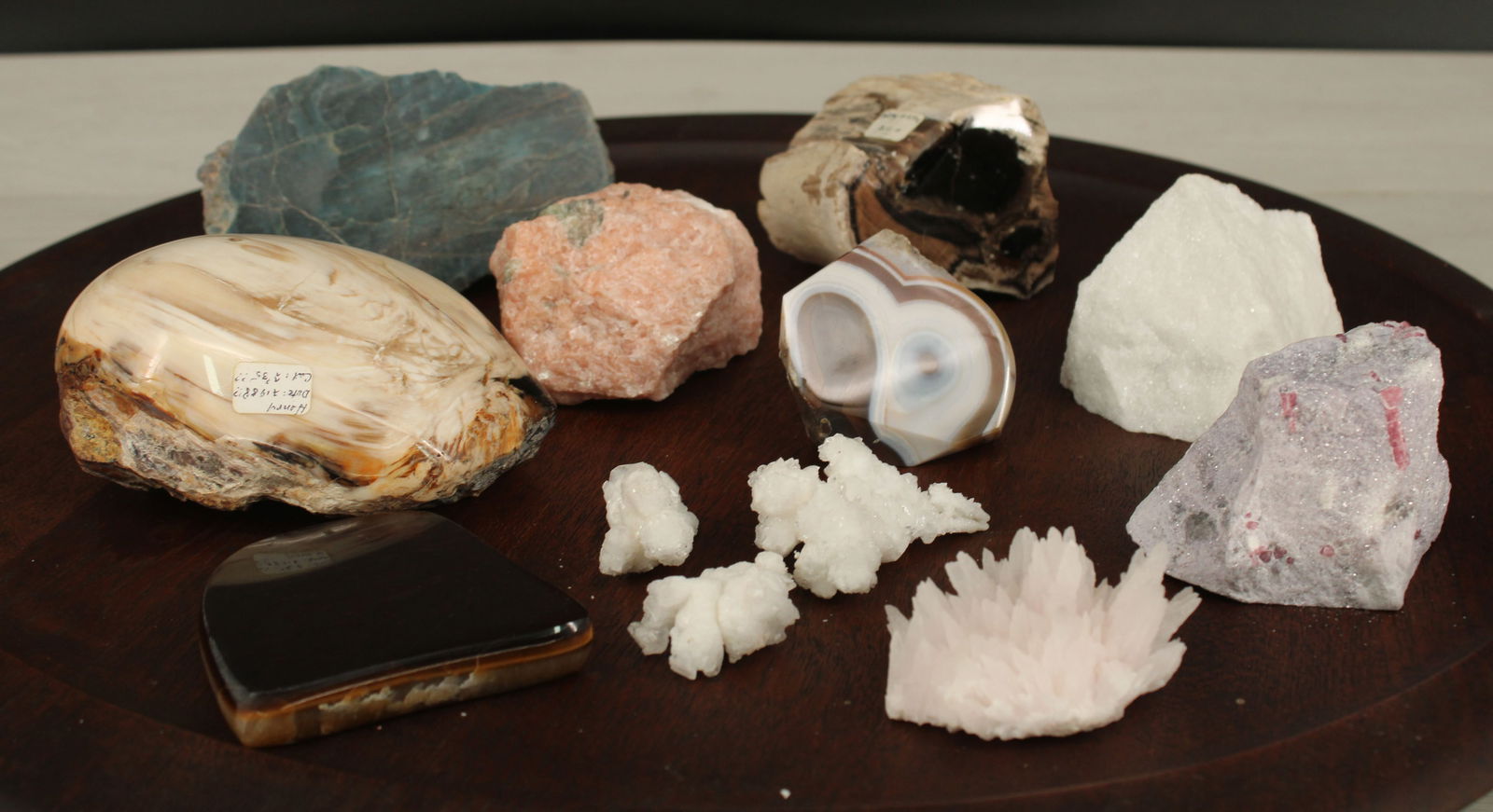 Manganocalcite, Petrified Wood, Fluorite (1 of 12)