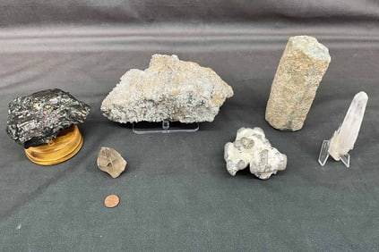 Grey Druzy, Anthracite, Quartz Wand