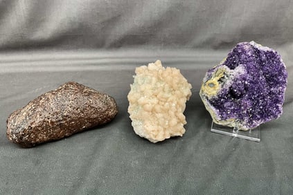 Mahogany Obsidian Boulder, Amethyst Plate
