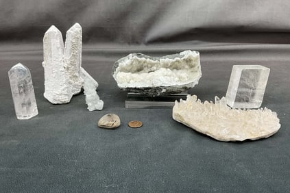 Quartz & Chalk, Okenite Geode