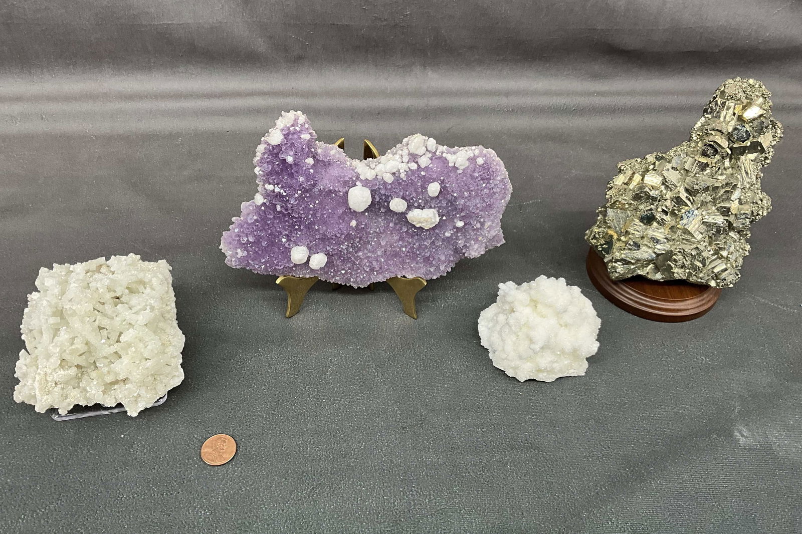 Aragonite, Amethyst & Calcite (1 of 9)