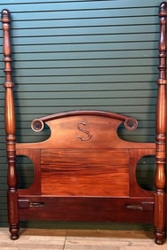 Southern Plantation Style Poster Bed