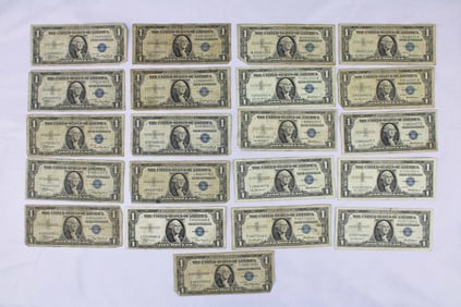 21 Blue Seal 1 Dollar Silver Certificate Banknotes