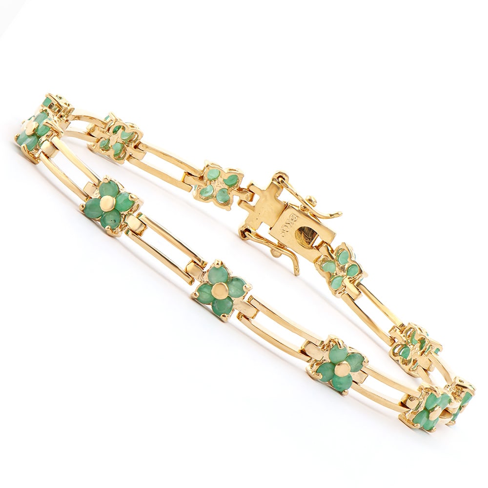 Plated 18KT Yellow Gold 3.00ctw Emerald Bracelet: One Plated 18KT Yellow Gold 3.00ctw Emerald Bracelet. (44) Emerald stones with a total weight of 3.00cts. Total weight of 8.05 grams of brass layered with 18K yellow gold. The length of this bracelet