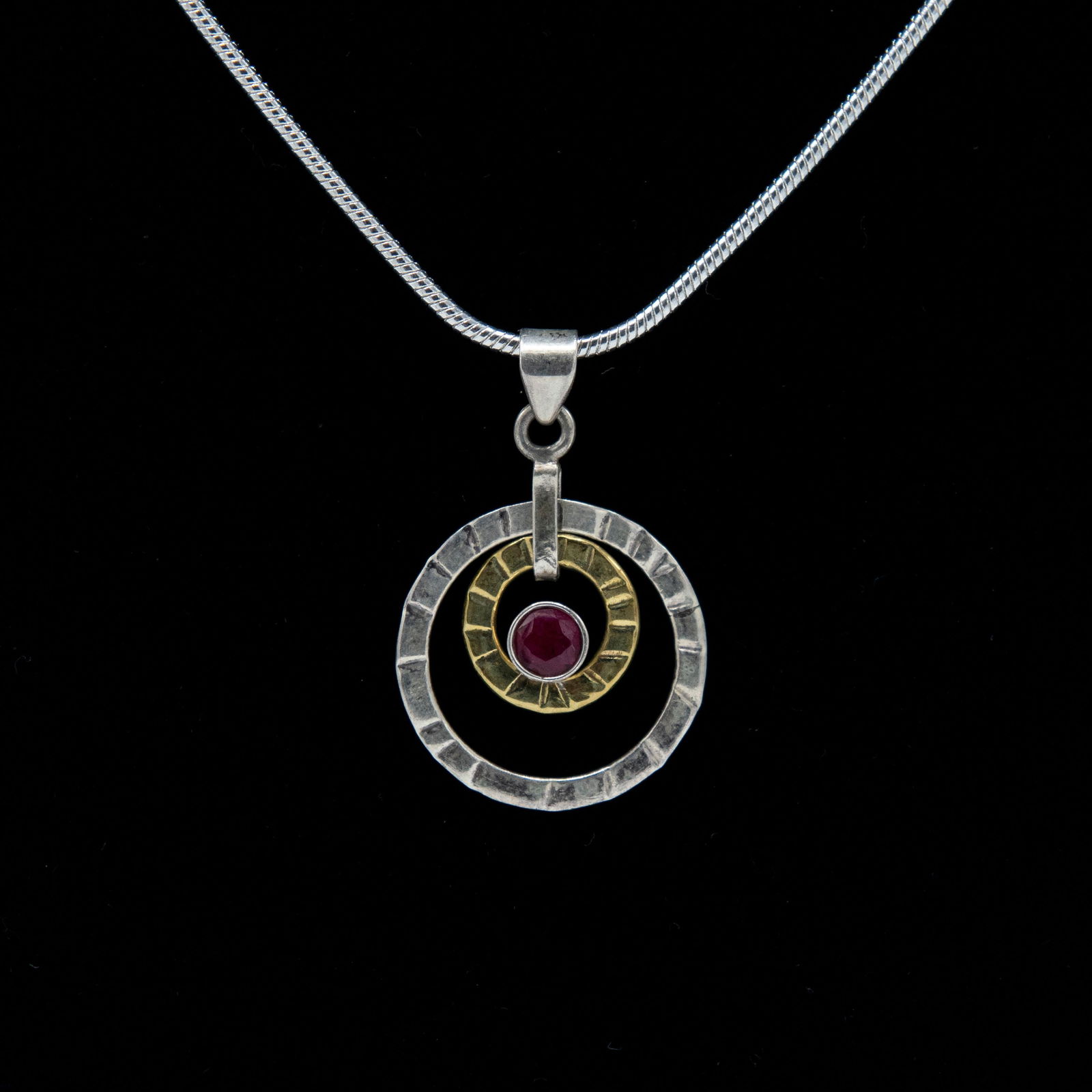 Outstanding 1 Ct Sterling Silver Ruby Pendant - 3