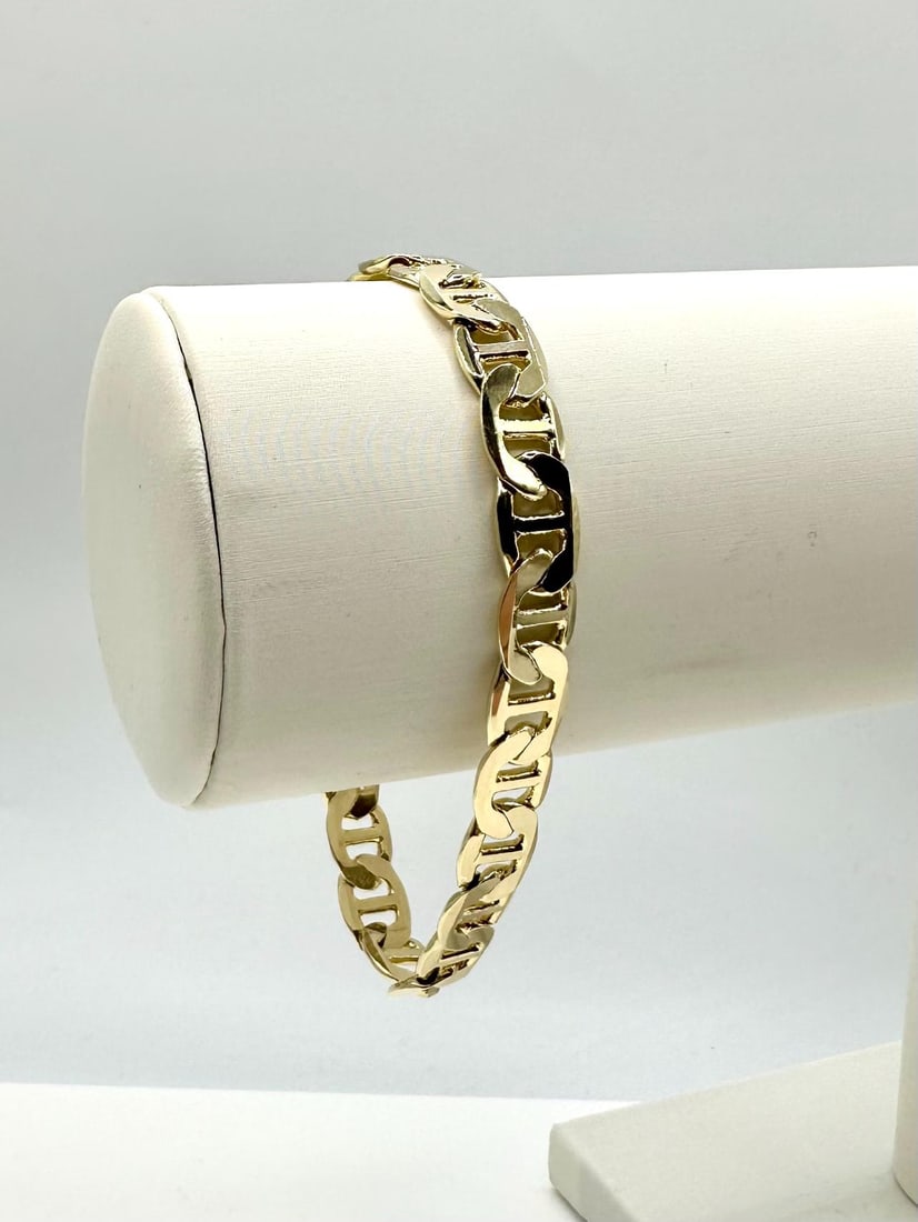 Dazzling 14.8 Gram 14 K Yellow Gold Plated Mariners Link Bracelet (1 of 9)
