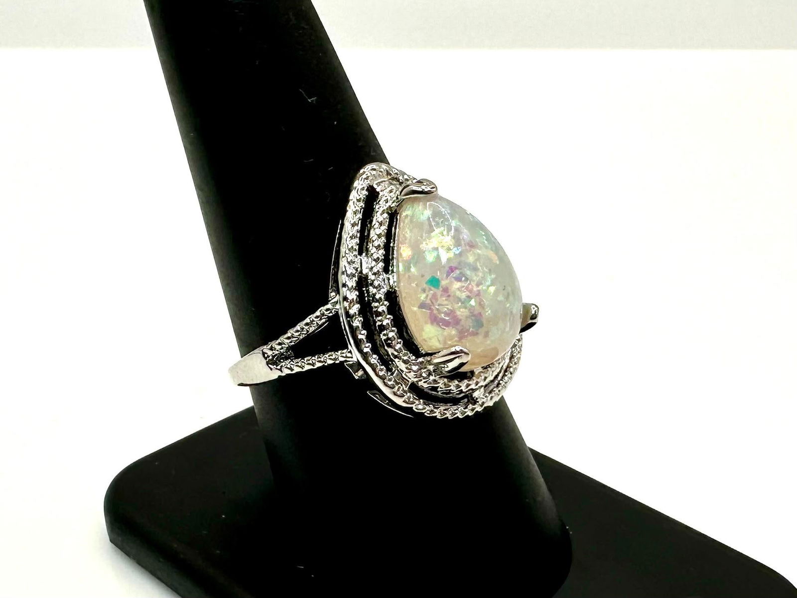 Amazing 4.5 Ct Simulated Color Play Rainbow Opal Ring - 8